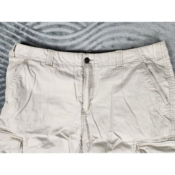 B.C. Clothing Original Cargo Shorts Men's Size 36 Cream/Beige Outdoors Hiking - Picture 2 of 13
